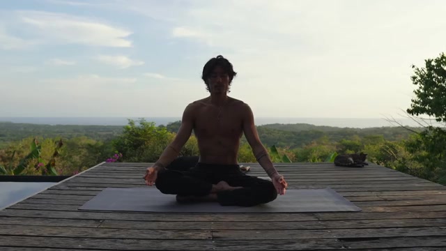 Why 3 Deep Breaths Open the Door to Meditation
