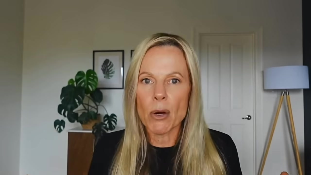 The Fatigue Domino Structure